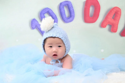 内蒙古宝宝不哭不闹正常吗